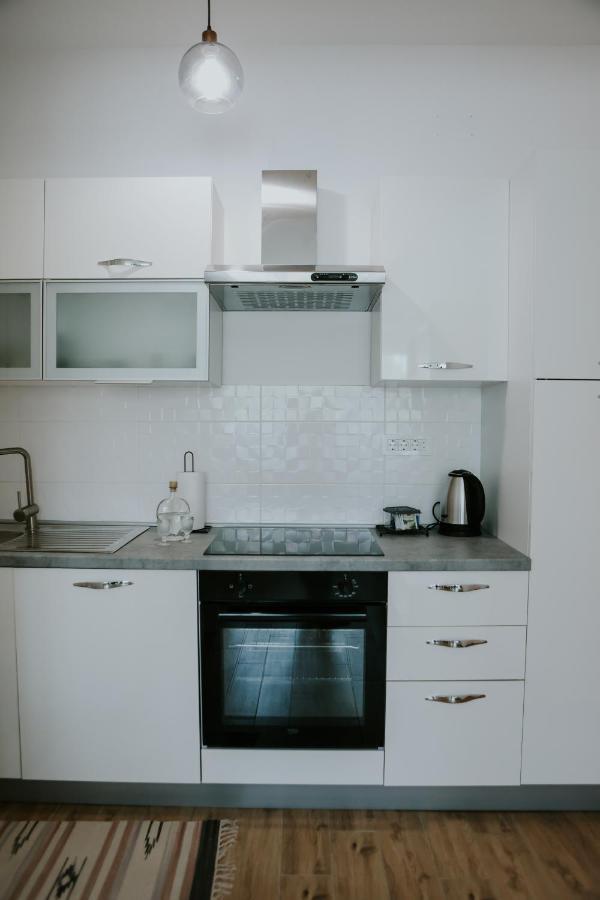 Apartman Nikola Gospić Екстериор снимка