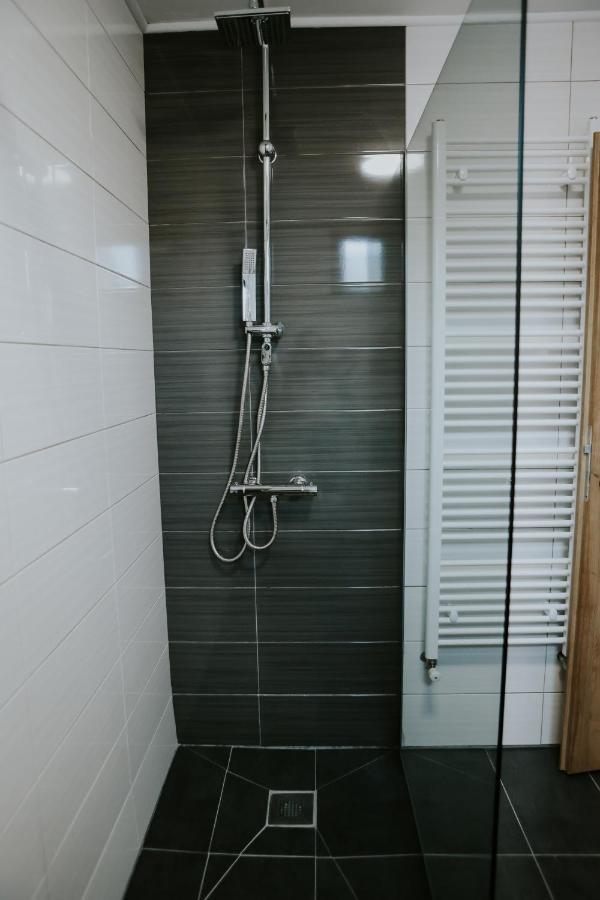Apartman Nikola Gospić Екстериор снимка