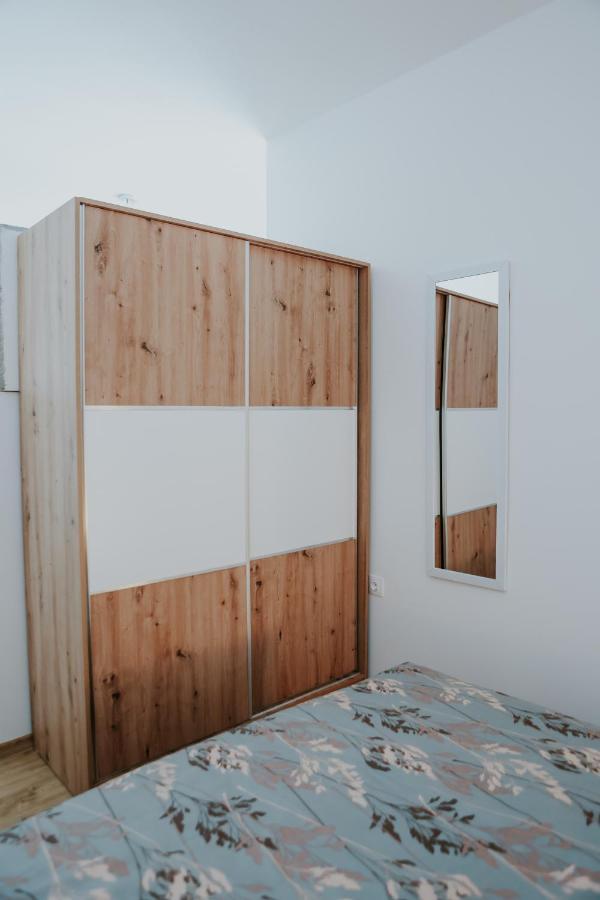 Apartman Nikola Gospić Екстериор снимка