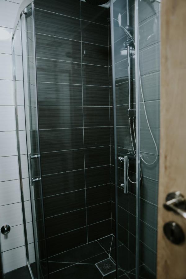 Apartman Nikola Gospić Екстериор снимка