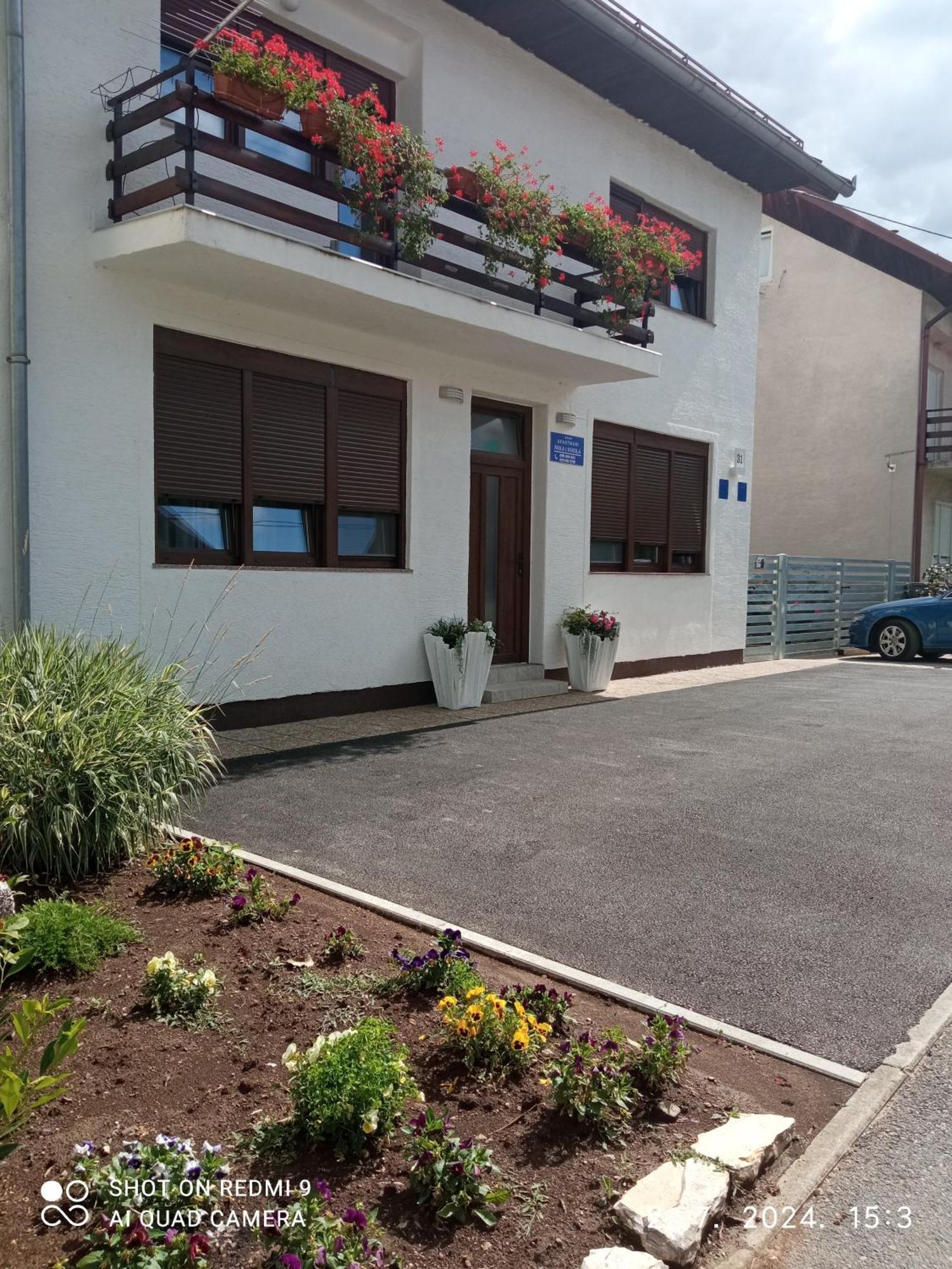 Apartman Nikola Gospić Екстериор снимка